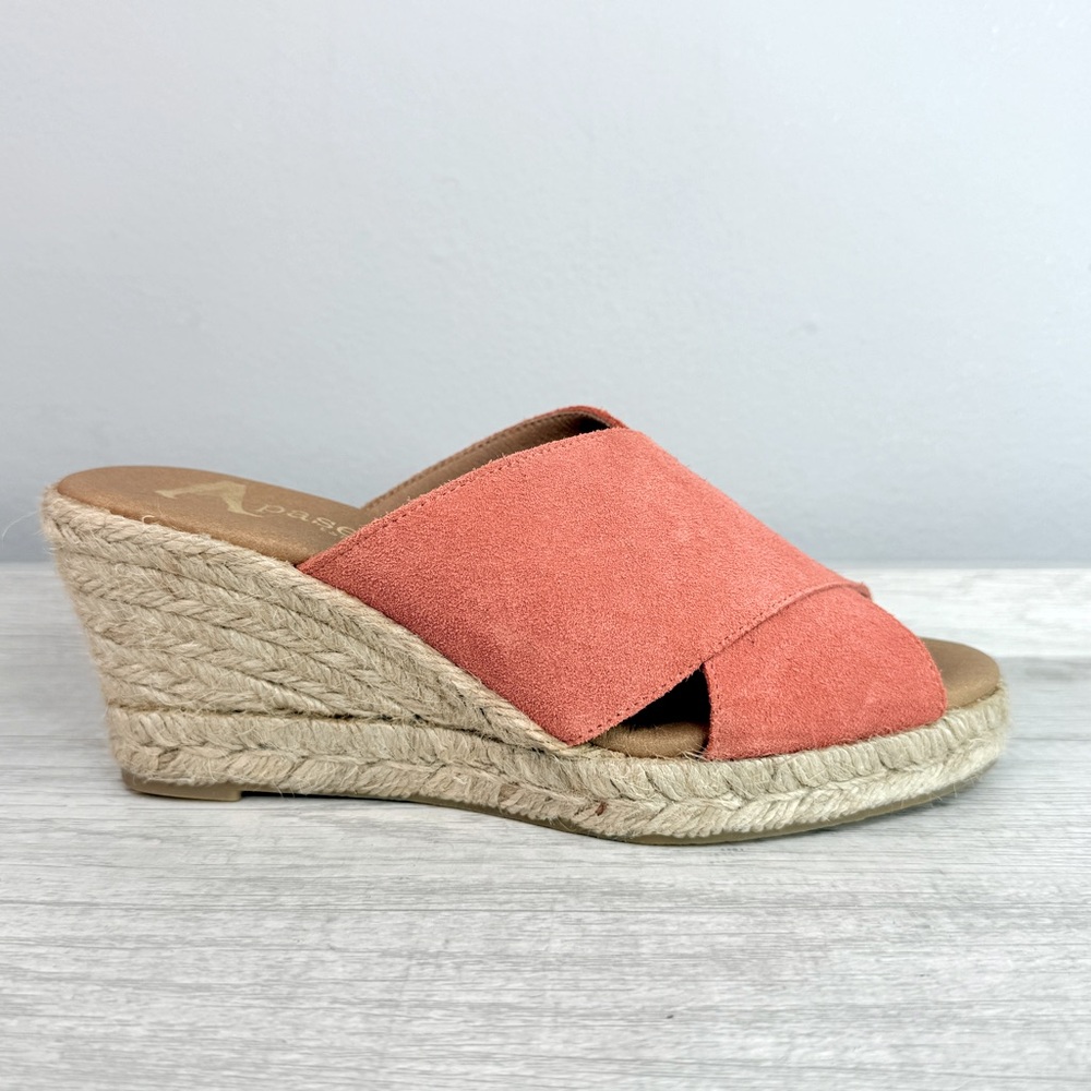 BRAND NEW! Anthropologie Paseart coral suede espadille wedge sandals size 6